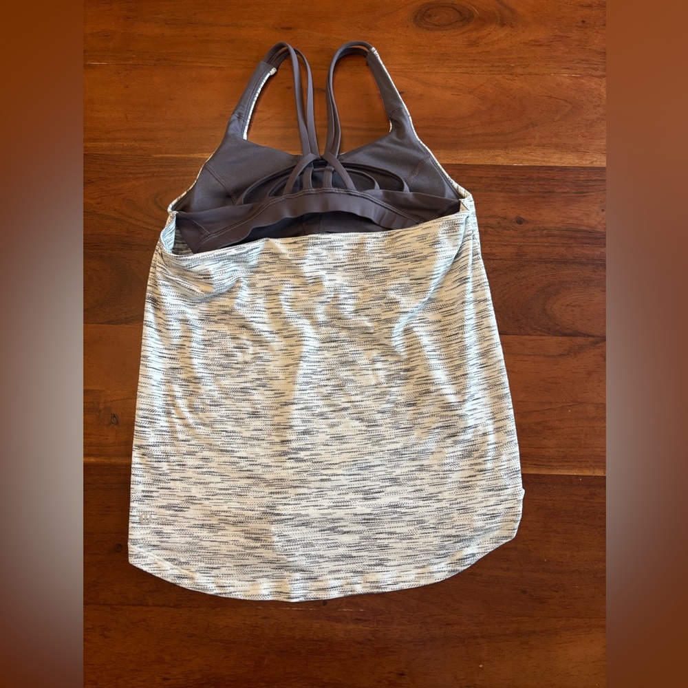 Lululemon Yoga Flow Tank